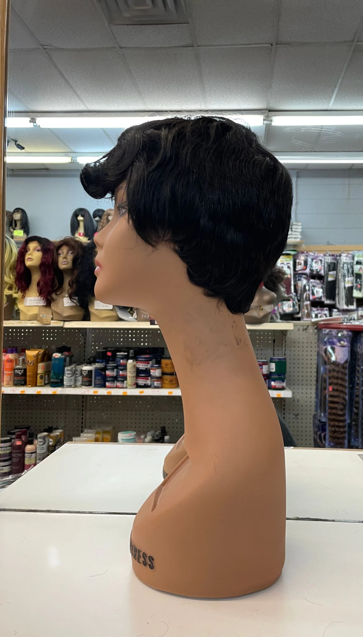 Lux Pro Hoby Wig 5 Lux Pro Hoby Wig - Image 3