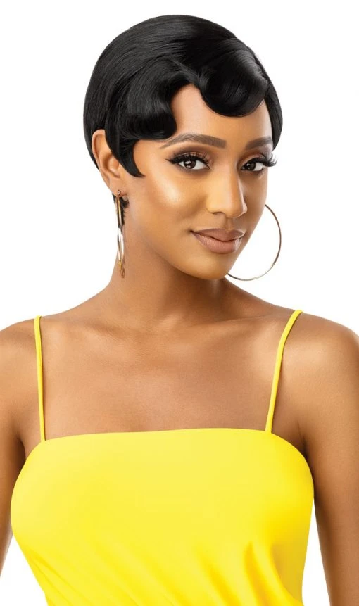 Outre Trisha Lace Front Wig 3 Outre Trisha Lace Front Wig