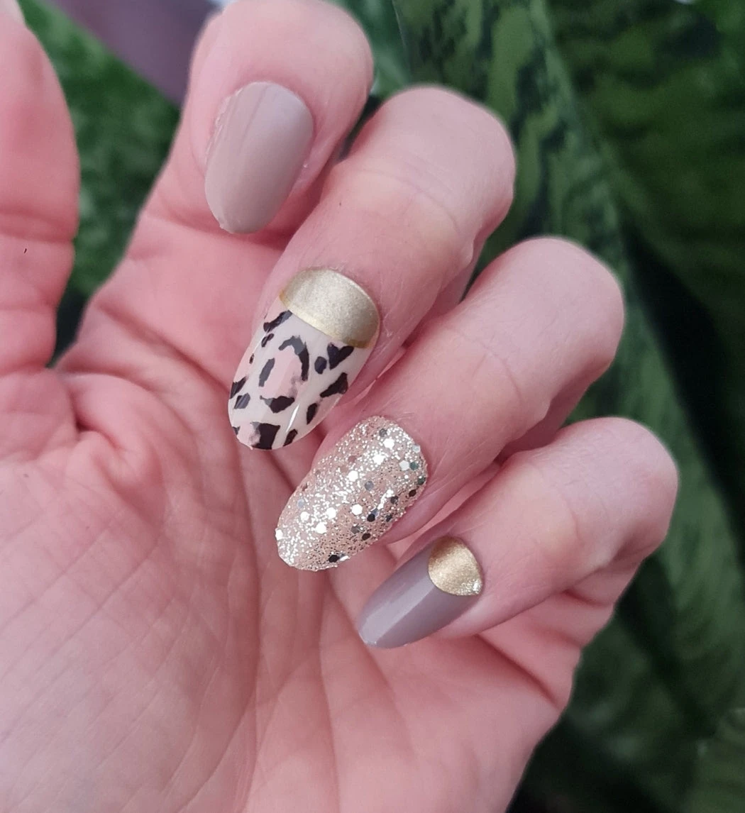 Gold Rhinestones Press On Nails 3 Gold Rhinestones Press On Nails